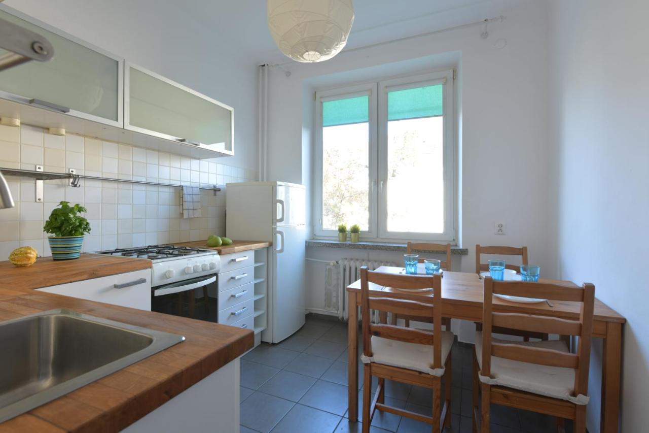 Wilcza 3 - Apartament Dla 4 Osob - 260M Do Ambasady Usa - Duzy Balkon Od Strony Dziedzinca - Wifi - Good Apartments Варшава Екстер'єр фото